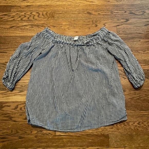 Old Navy M off the shoulder blue and white gingham print top - Picture 2 of 8